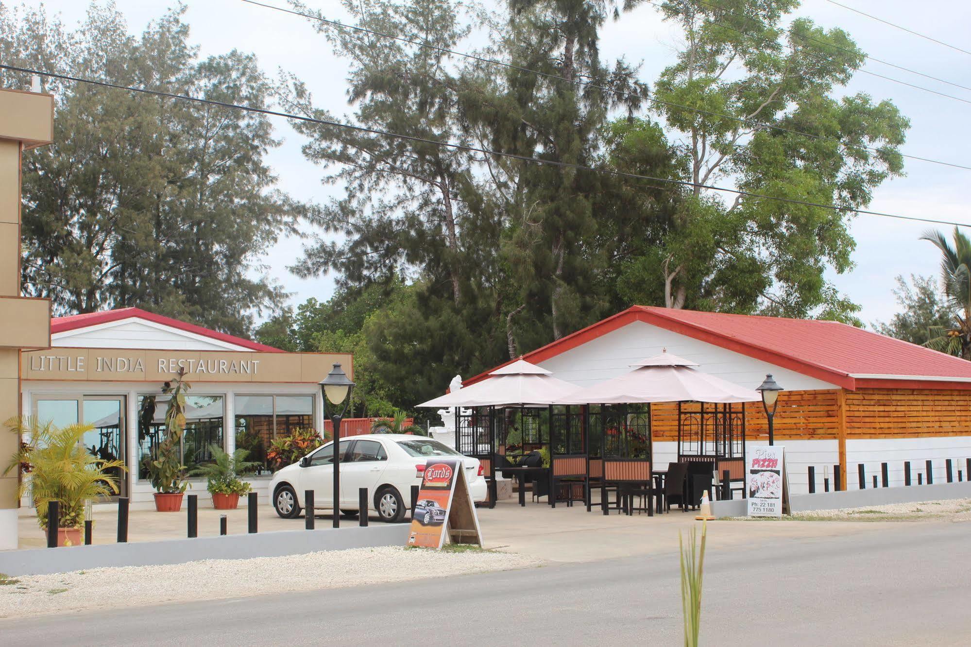 Mamta Villa Puke Bagian luar foto